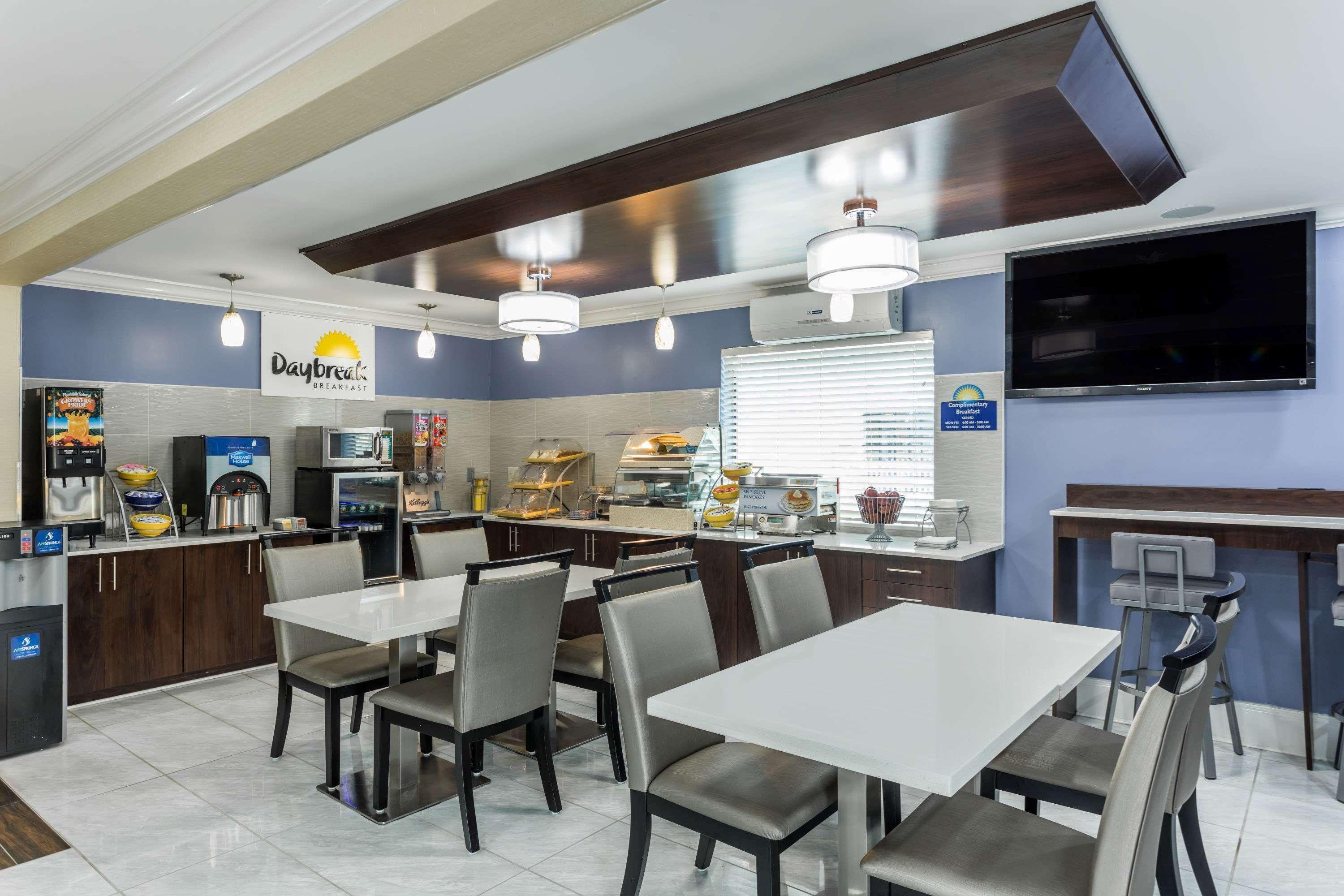 Days Inn By Wyndham Goose Creek North Charleston Kültér fotó