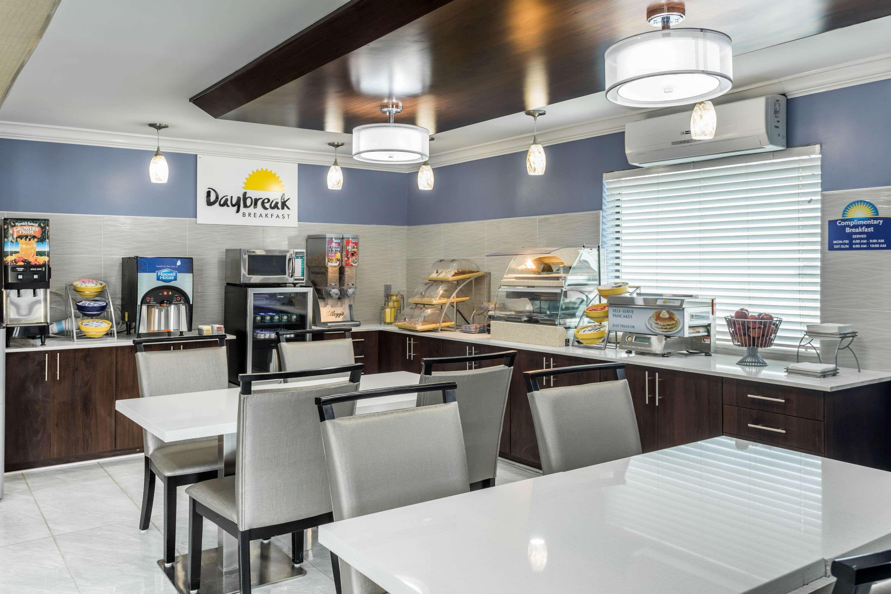 Days Inn By Wyndham Goose Creek North Charleston Kültér fotó
