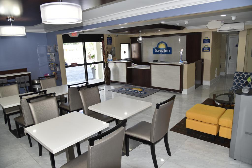 Days Inn By Wyndham Goose Creek North Charleston Kültér fotó